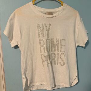 Chic White City Print Women’s Tee - S